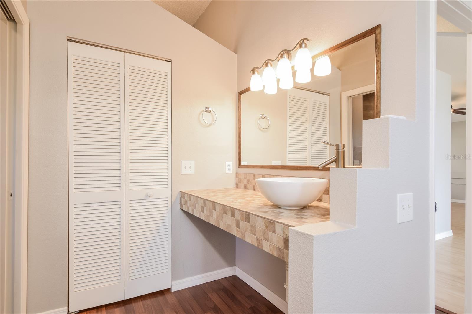 SPRING HILL - Residential Lease