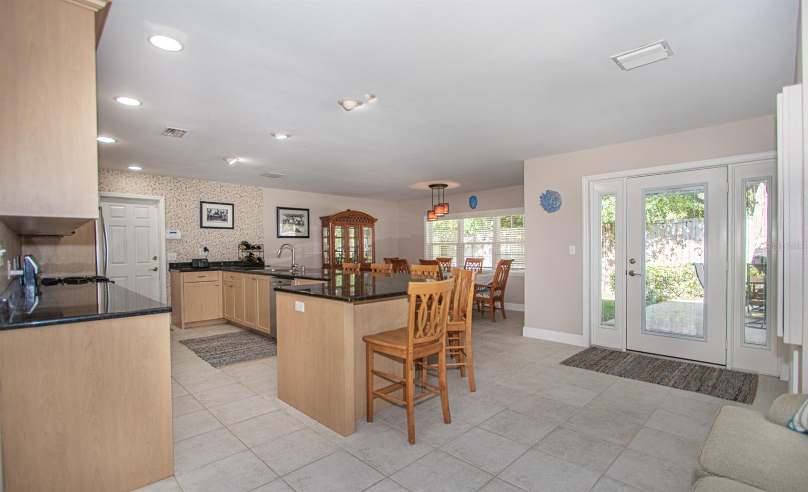 WINSTON PARK - Residential Lease