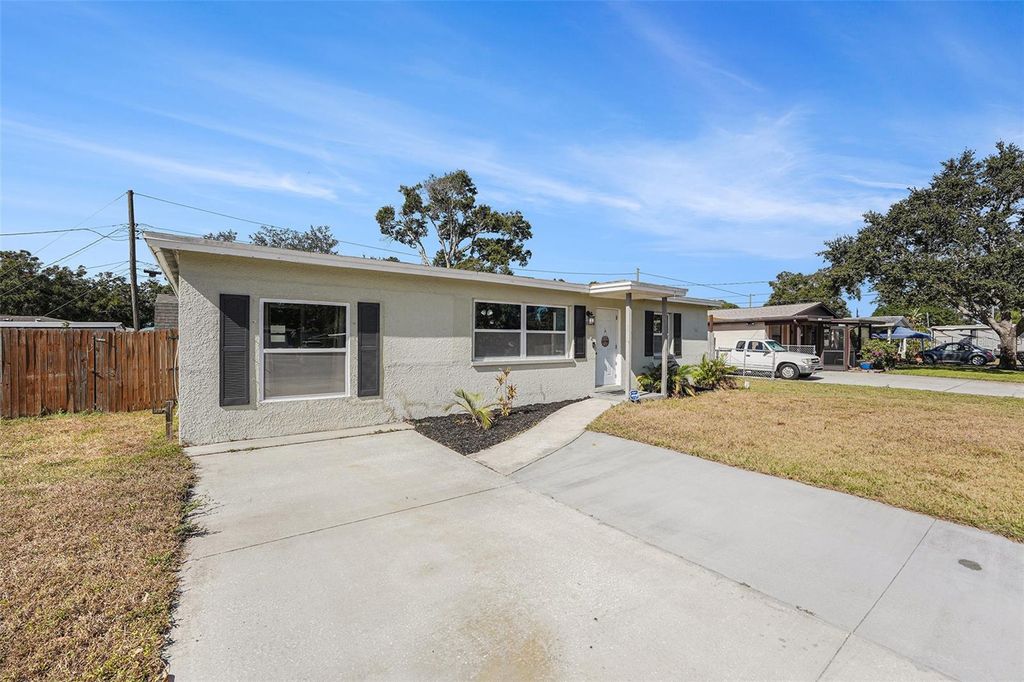 Photo of 8300 53rd Way N, Pinellas Park, FL 33781 (MLS # TB8447663)