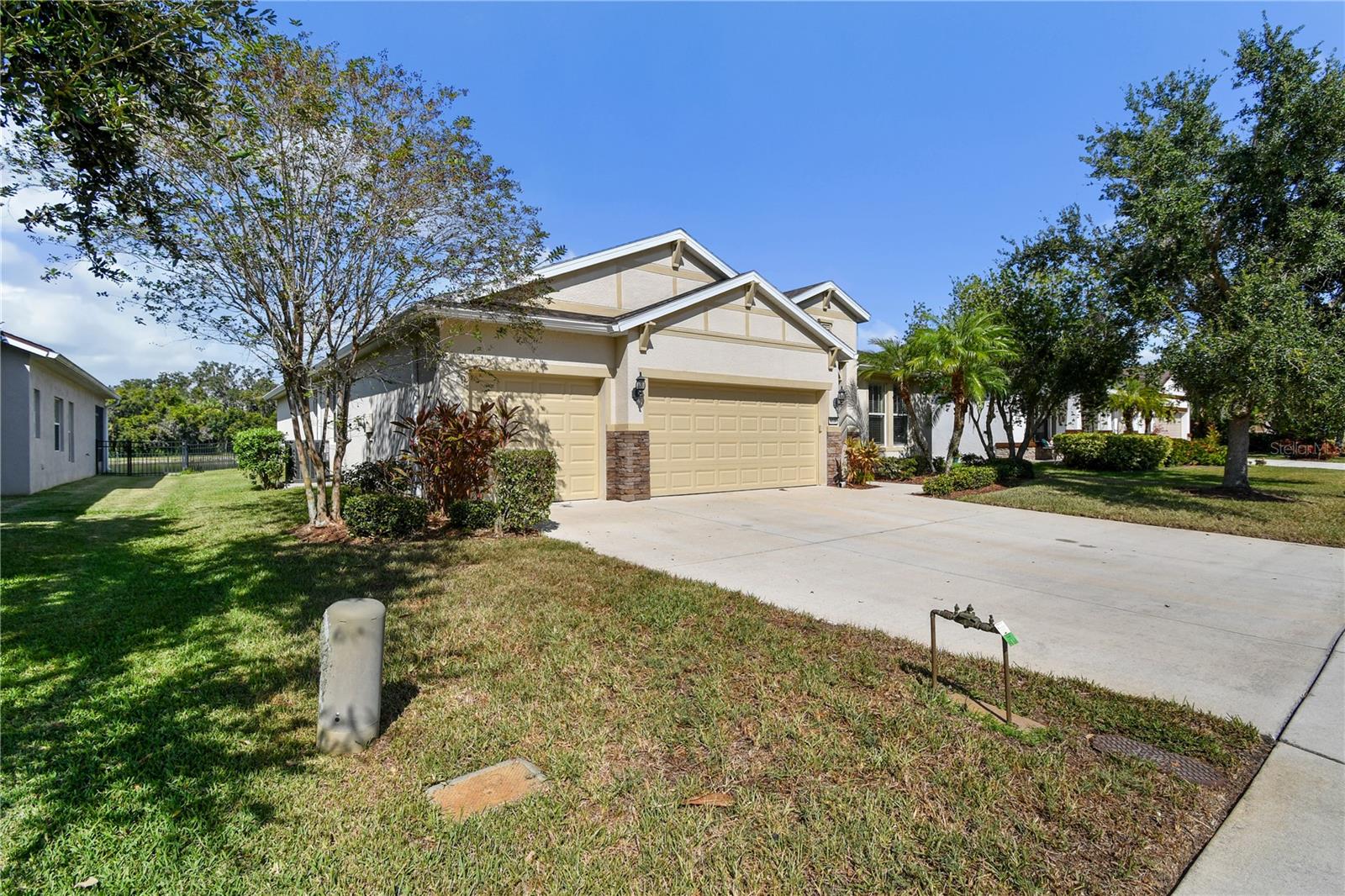 9724 46TH COURT E