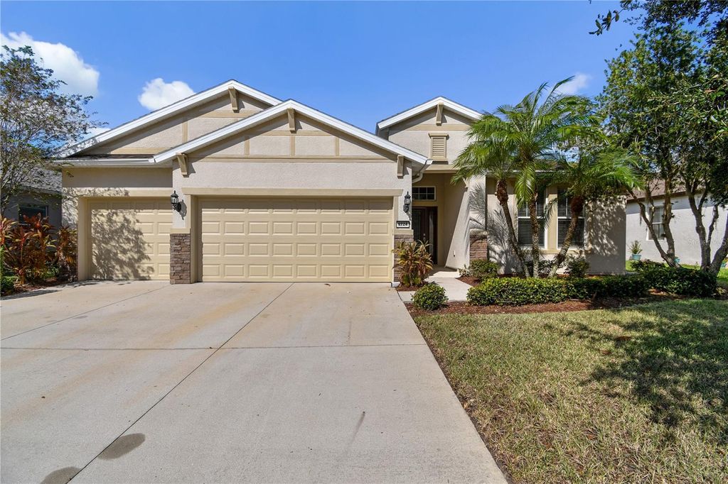 Photo of 9724 46th Court E, Parrish, FL 34219 (MLS # A4669359)