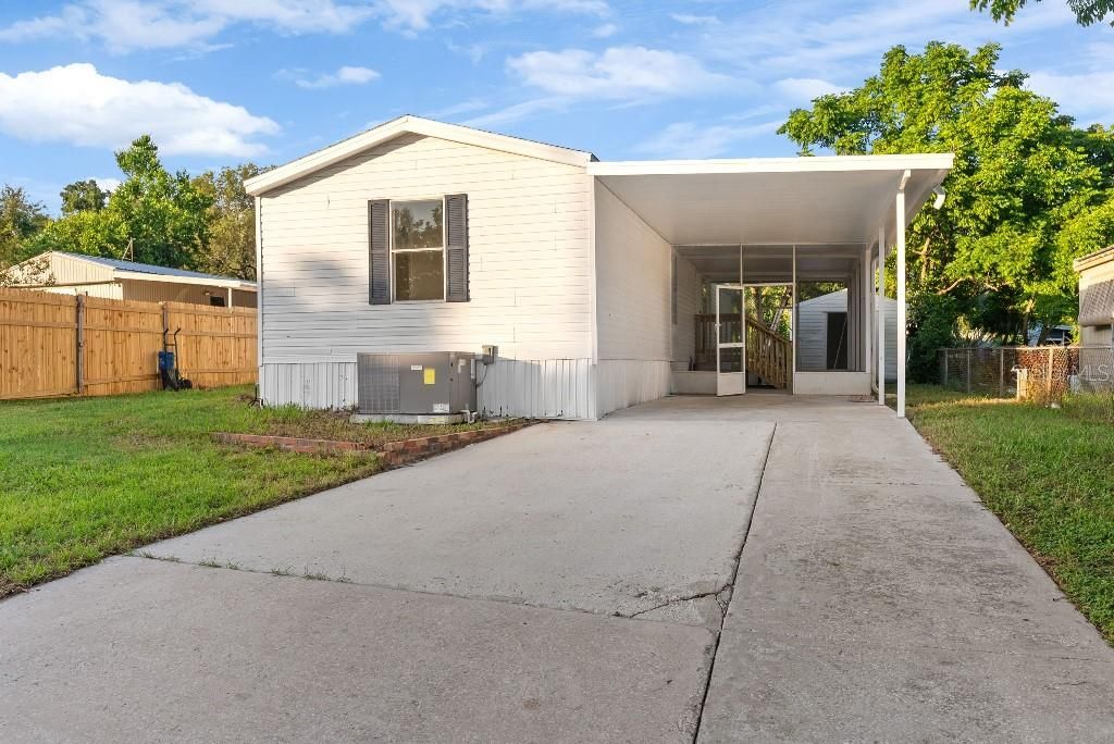 Photo of 4111 Stonewood Drive, Brandon, FL 33511 (MLS # TB8411709)