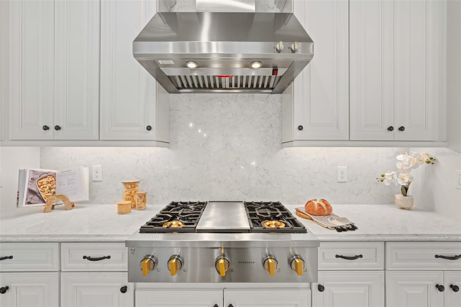 AZARIO ESPLANADE PH II SUBPH A,B & C - Residential