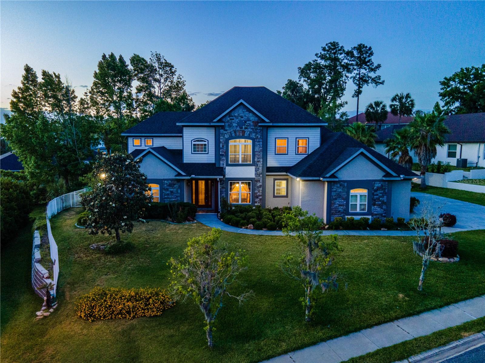 1719 SW 27TH PLACE