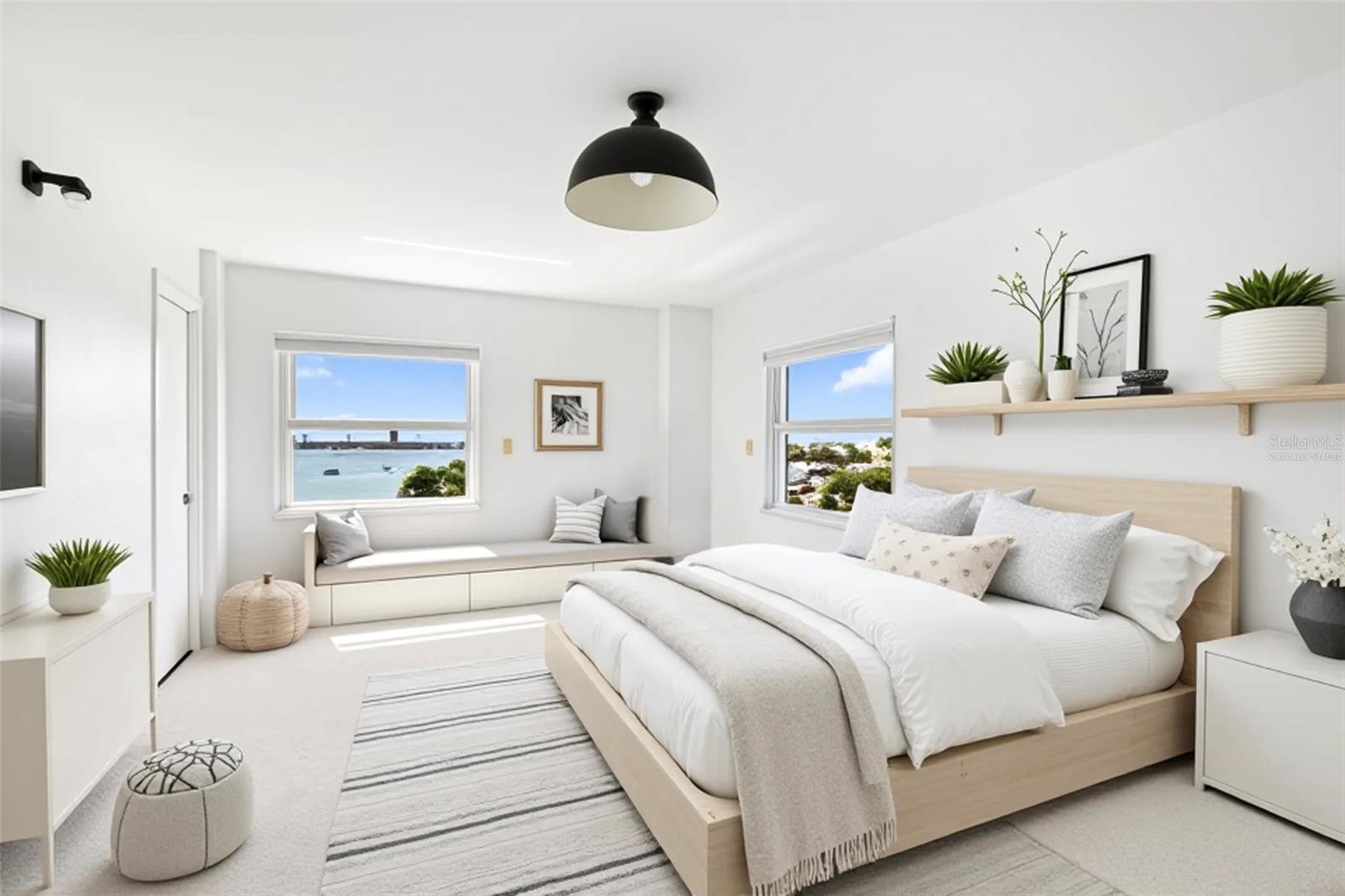 REGENCY HOUSE - Residential