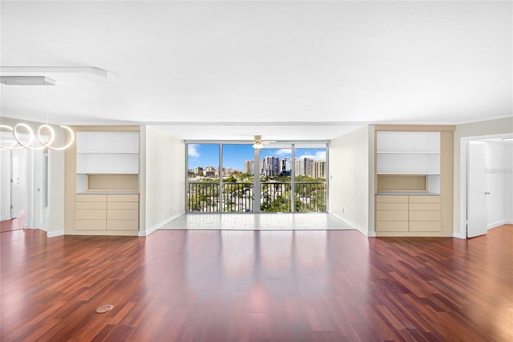 Photo of 435 S Gulfstream Avenue #1004, Sarasota, FL 34236 (MLS # A4670726)