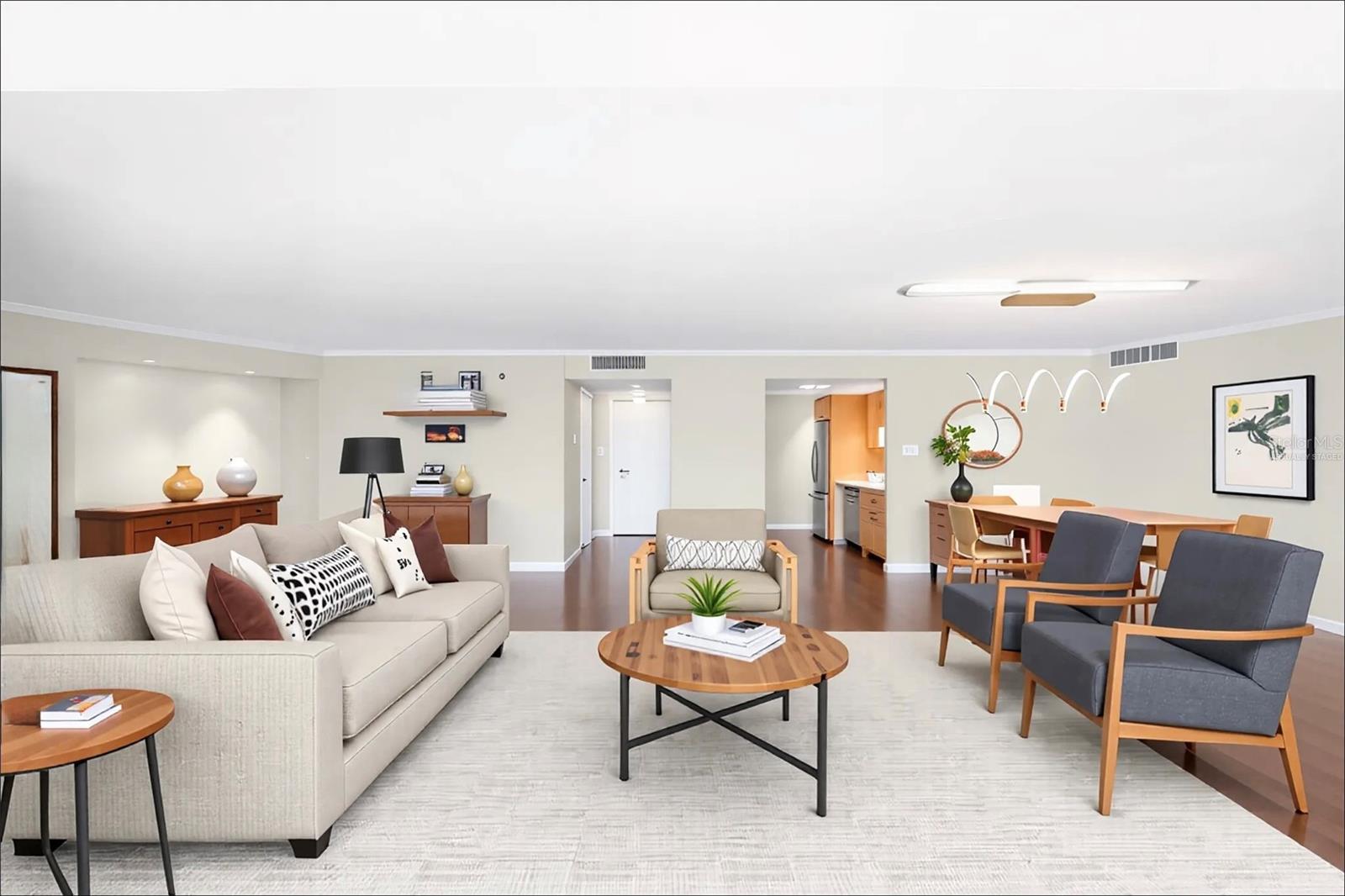 REGENCY HOUSE - Residential