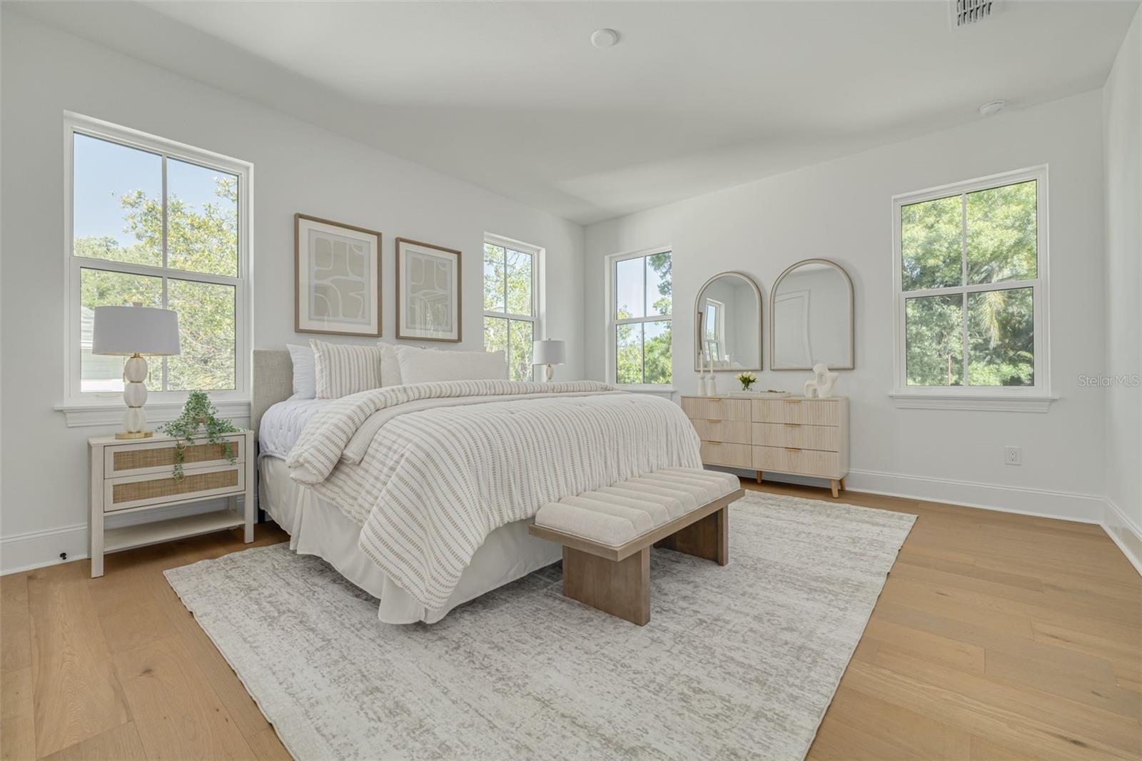 ROSS OAKS - Residential