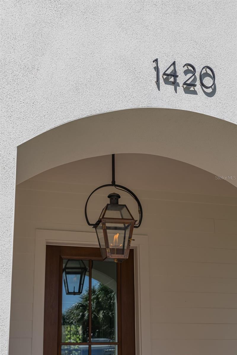 ROSS OAKS - Residential