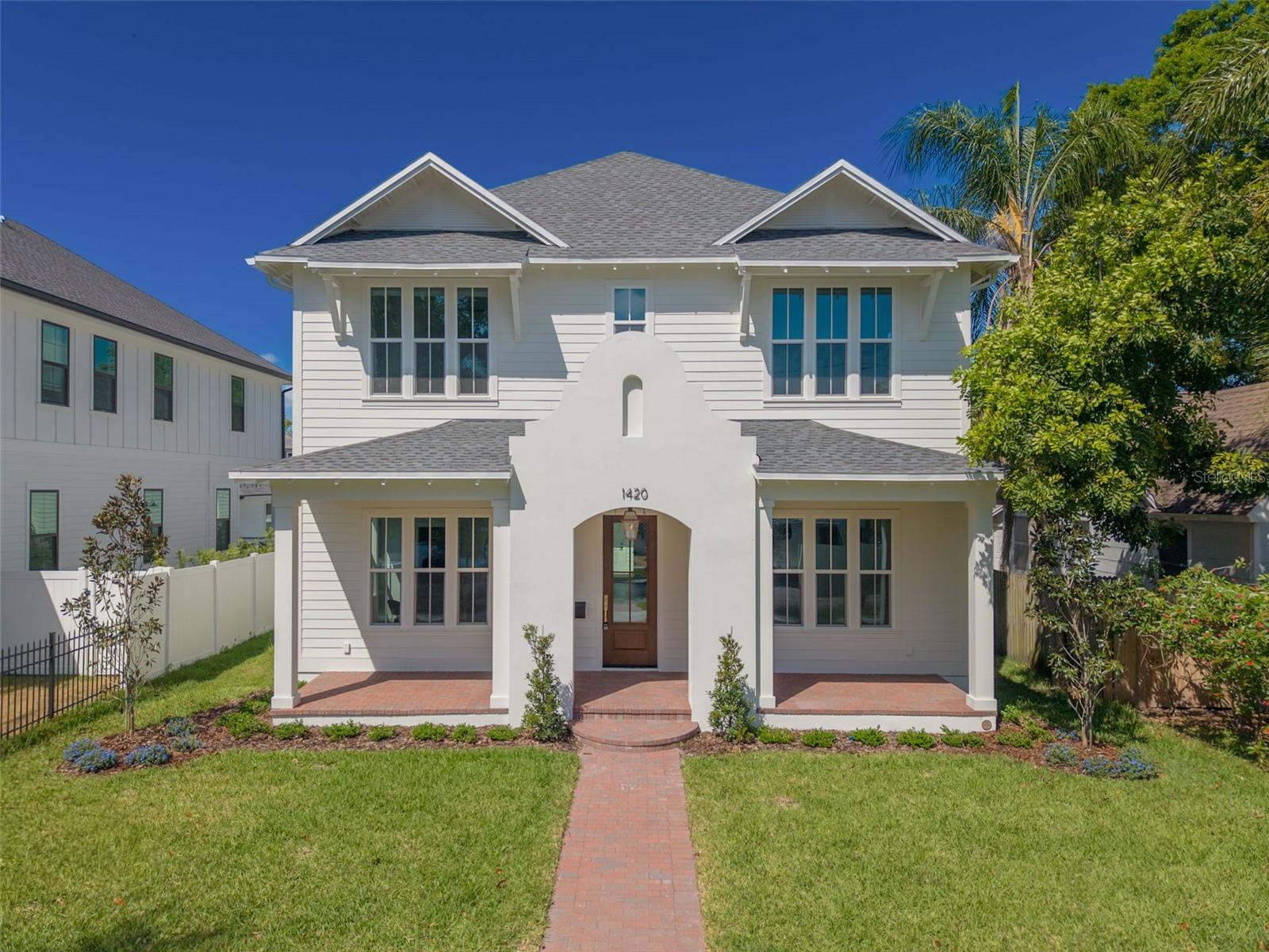 ROSS OAKS - Residential