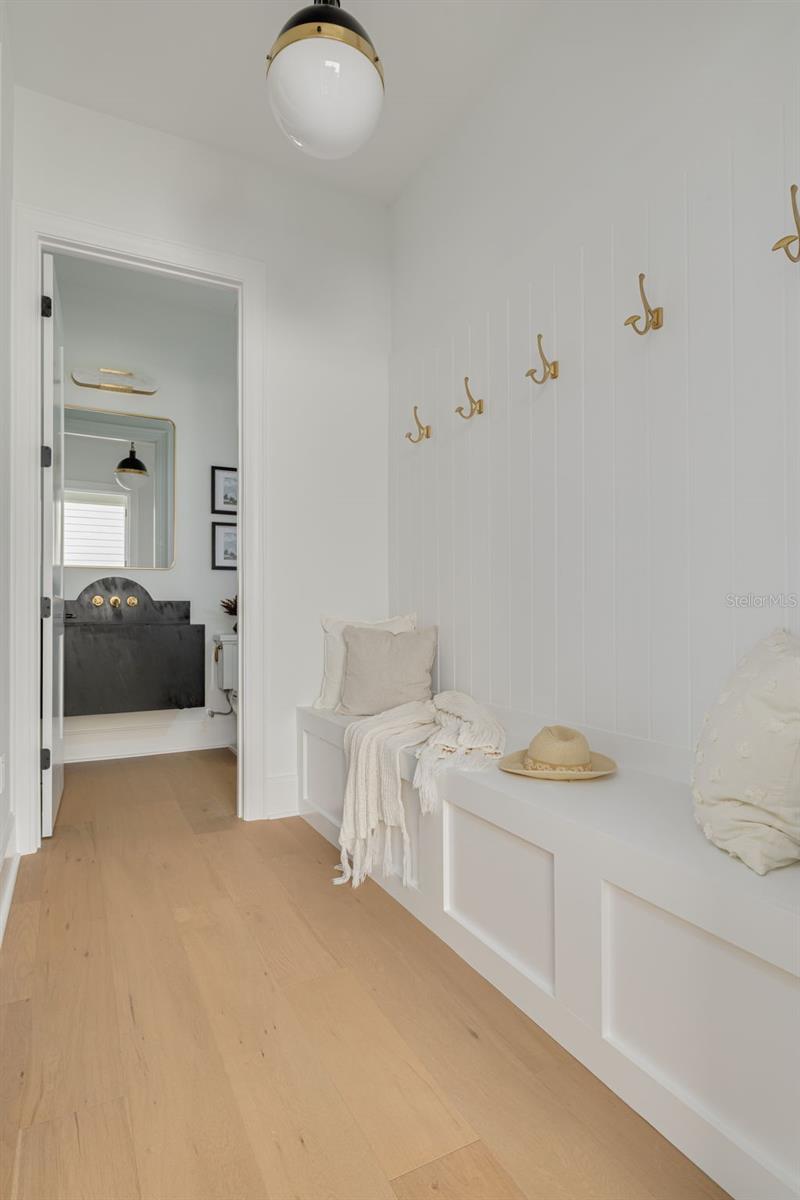 ROSS OAKS - Residential