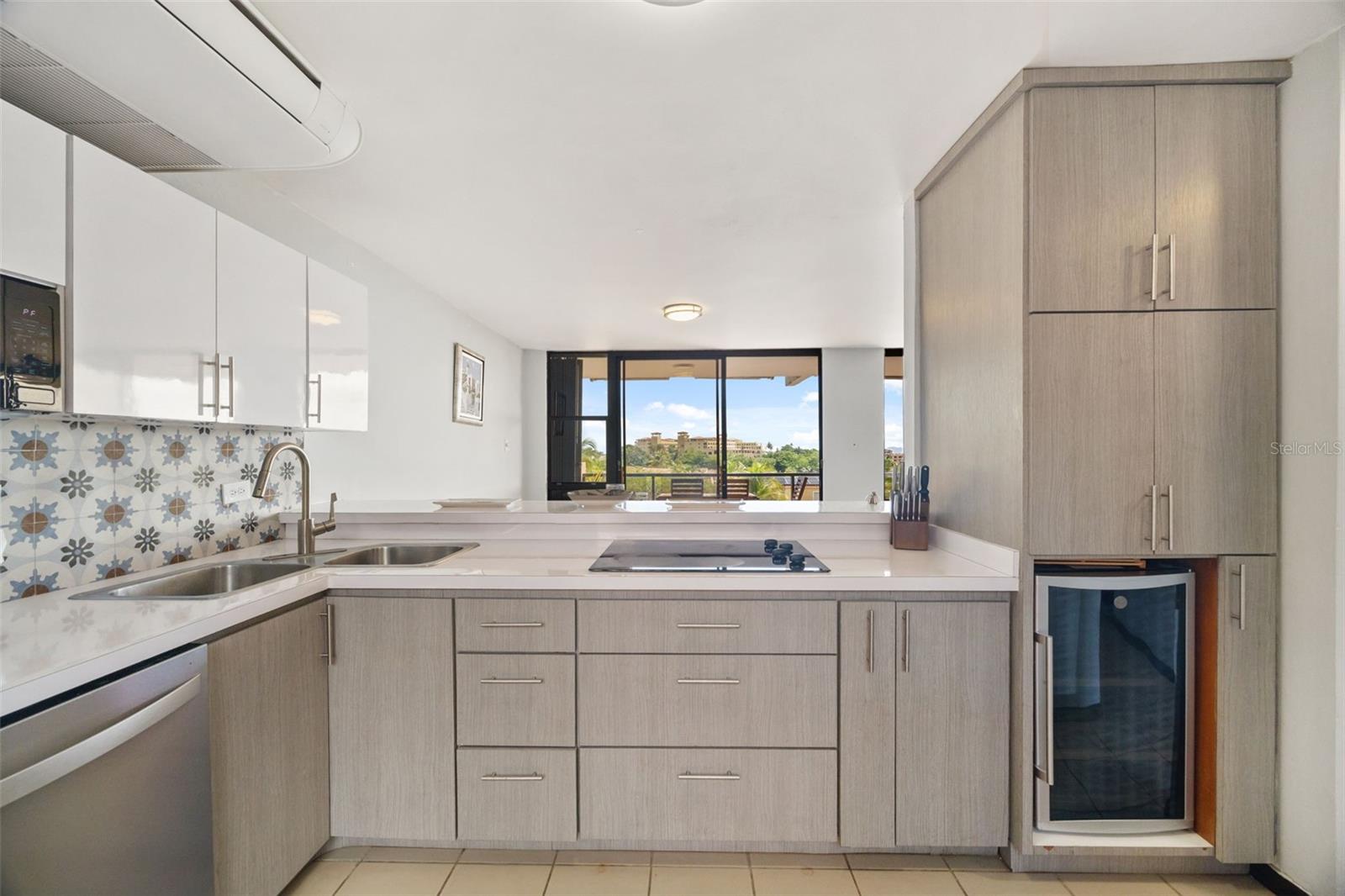 LA JOLLA - Residential Lease