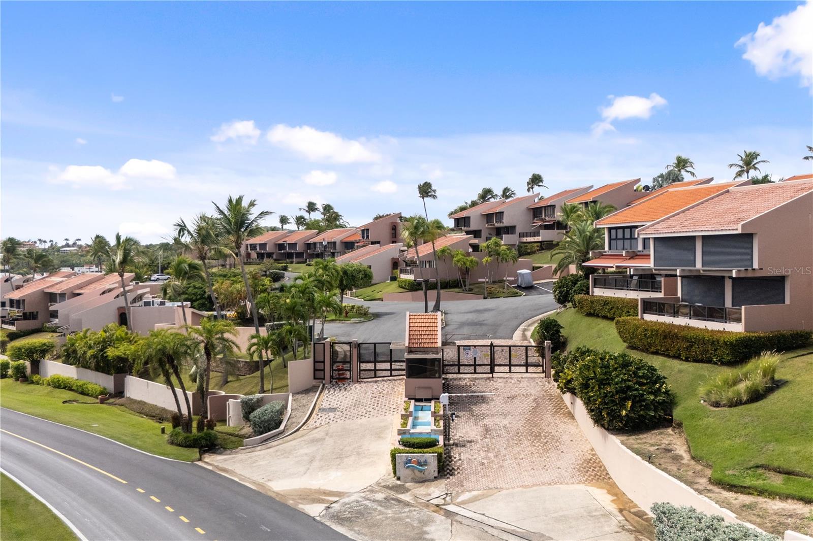 LA JOLLA - Residential Lease