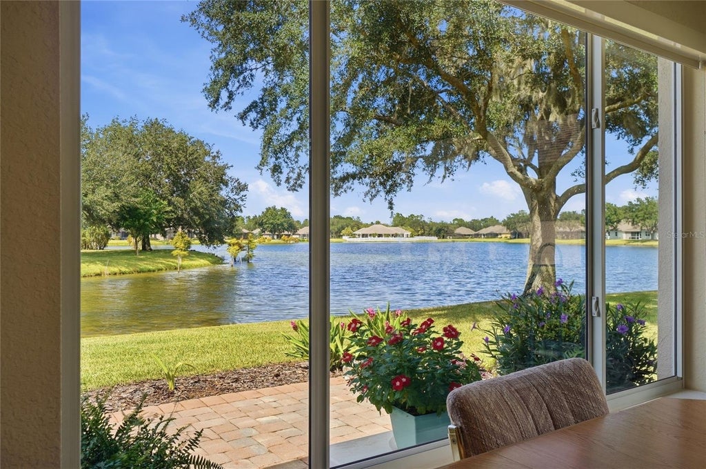 Photo of 2341 Lake James Way, Lakeland, FL 33810 (MLS # A4705053)