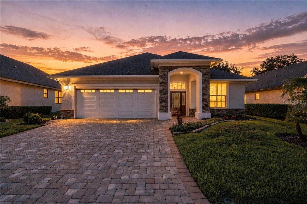 Photo of 2341 Lake James Way, Lakeland, FL 33810 (MLS # A4705053)