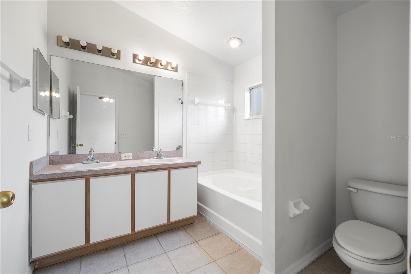 VILLAGES OF BLOOMINGDALE PH - Residential