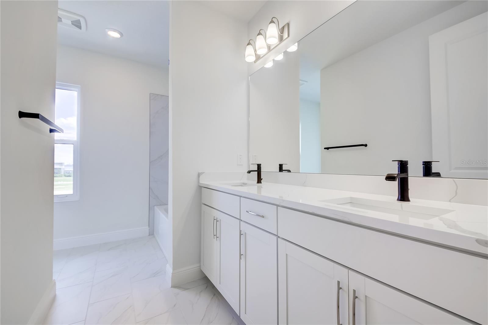 BUNGALOW WALK LAKEWOOD RANCH NEIGHBORHOOD - Residential