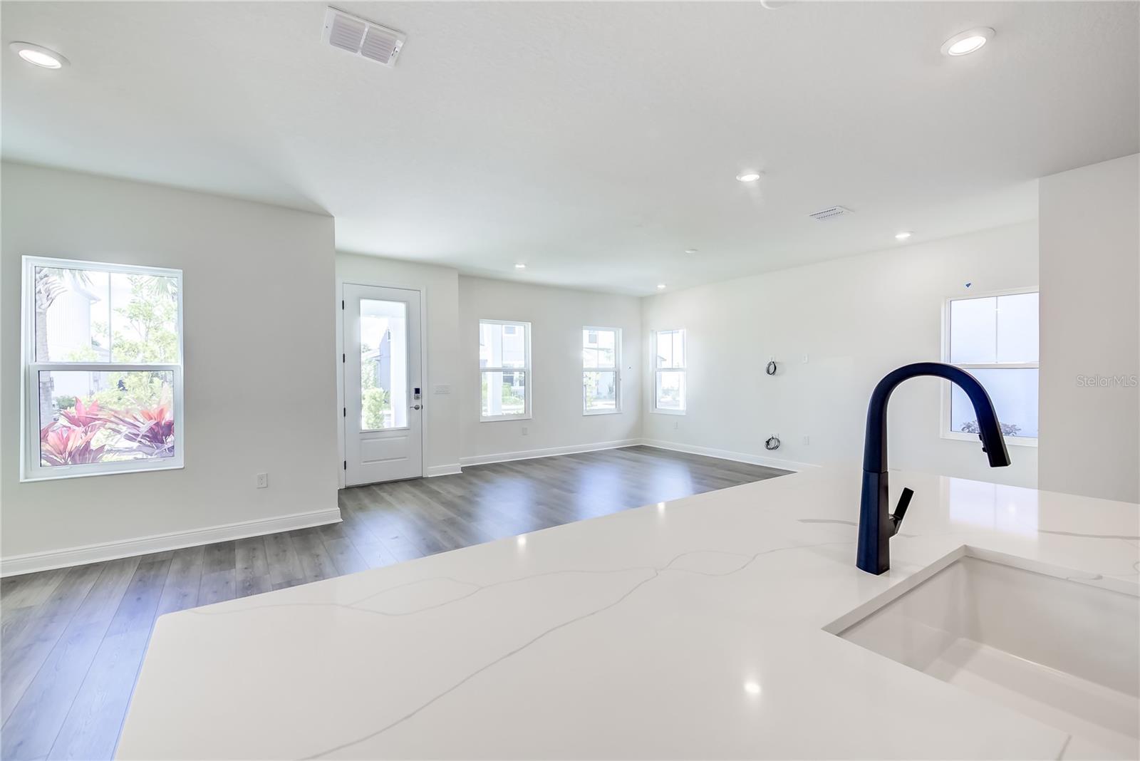 BUNGALOW WALK LAKEWOOD RANCH NEIGHBORHOOD - Residential