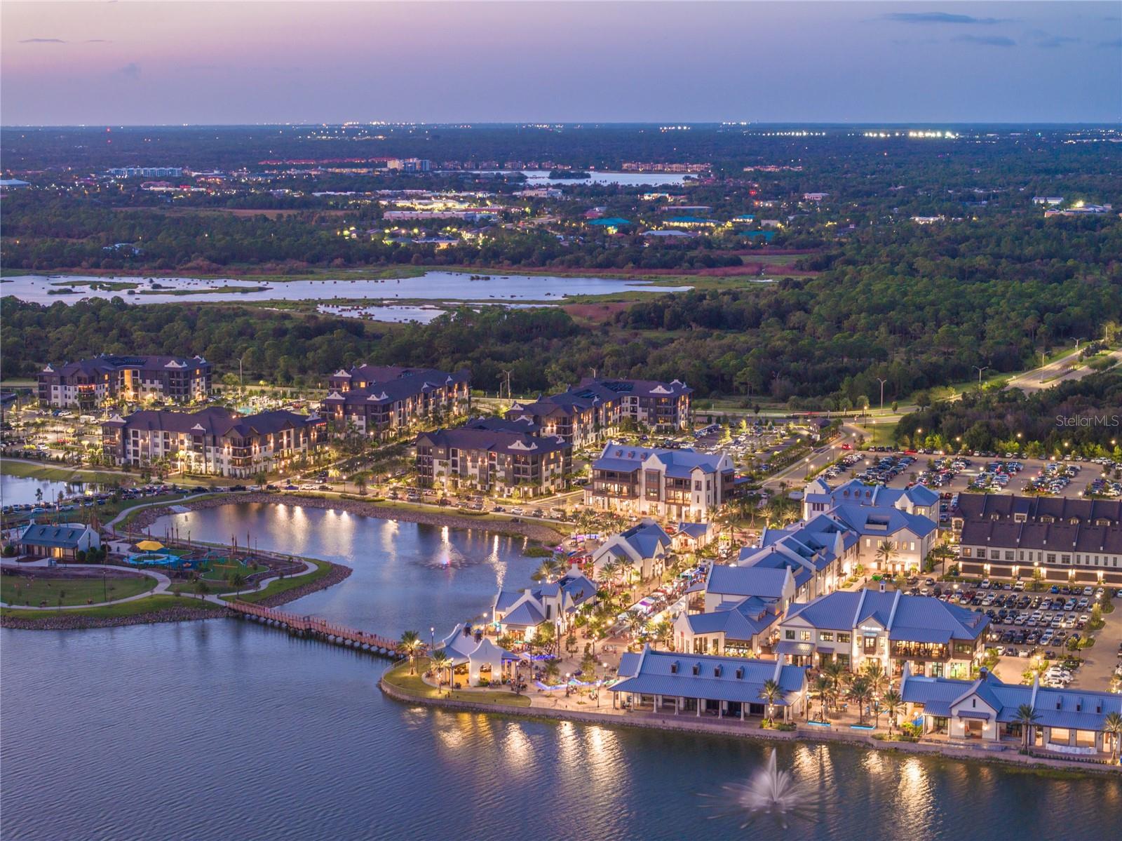 BUNGALOW WALK LAKEWOOD RANCH NEIGHBORHOOD - Residential