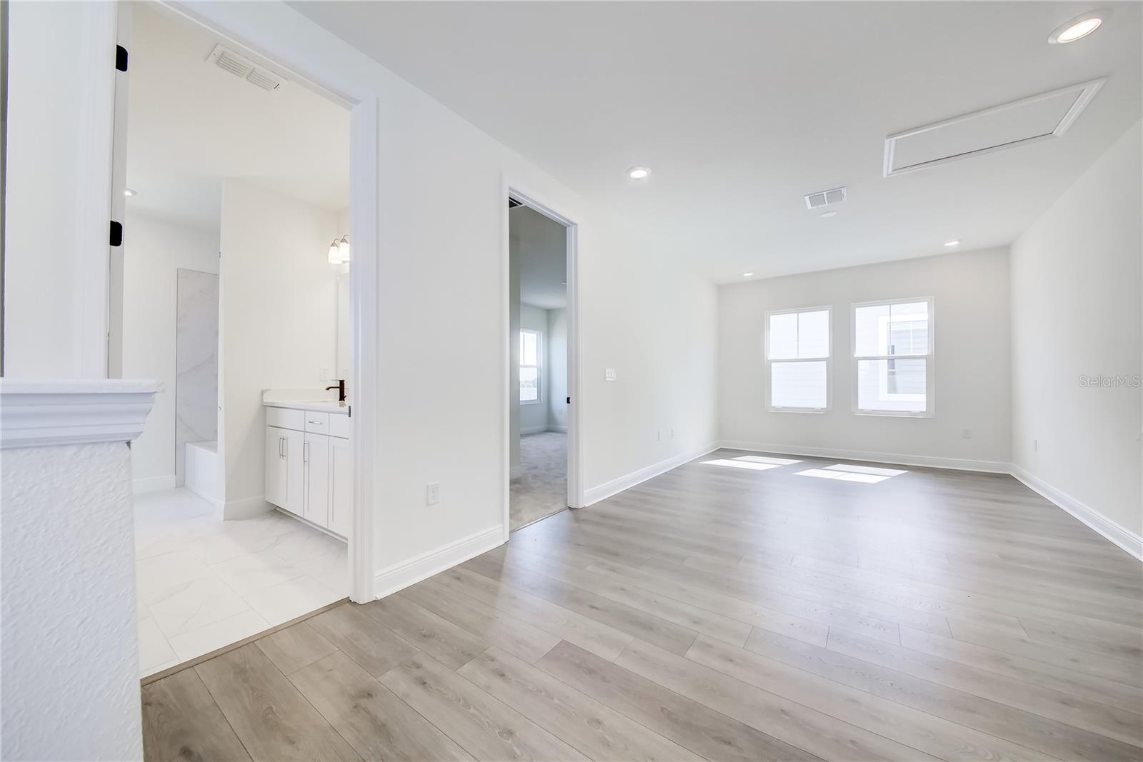 BUNGALOW WALK LAKEWOOD RANCH NEIGHBORHOOD - Residential