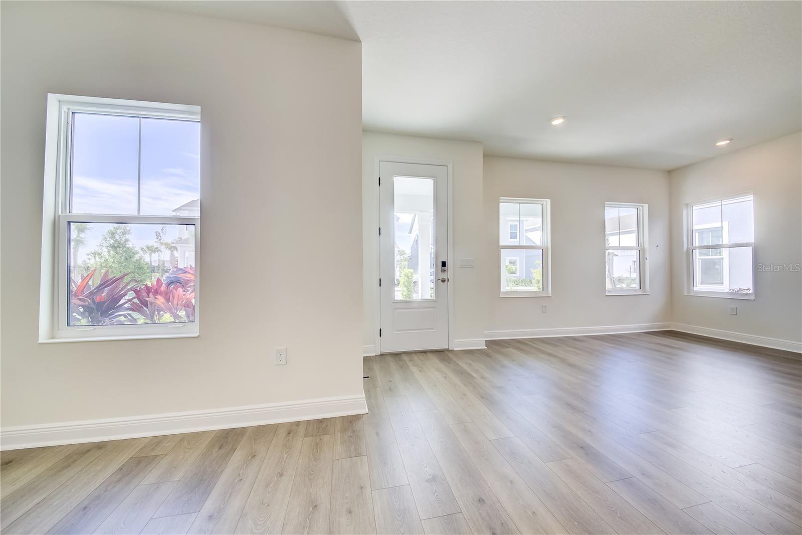 BUNGALOW WALK LAKEWOOD RANCH NEIGHBORHOOD - Residential