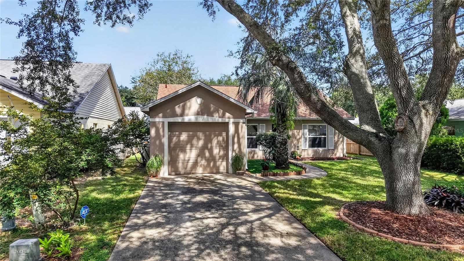 2670 WINCHESTER CIRCLE