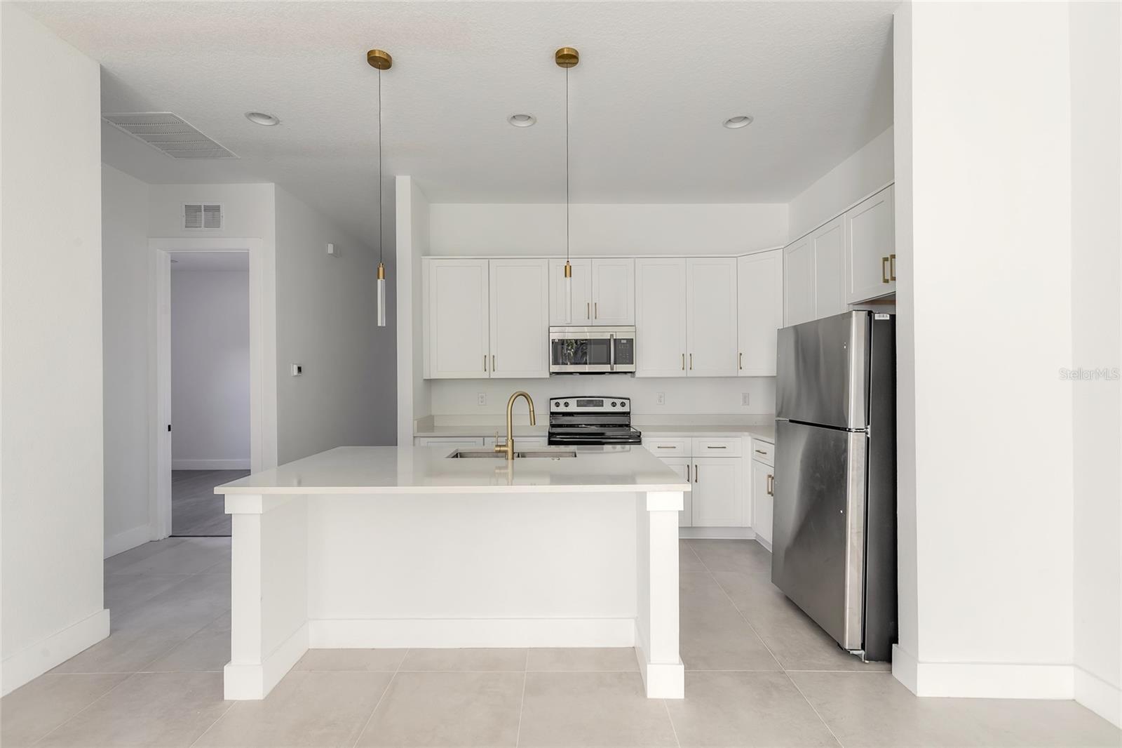 COLEE 18-17-34 - Residential Income