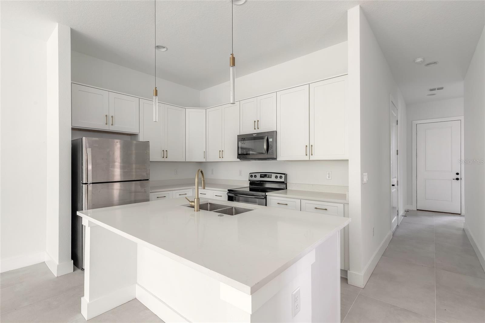 COLEE 18-17-34 - Residential Income