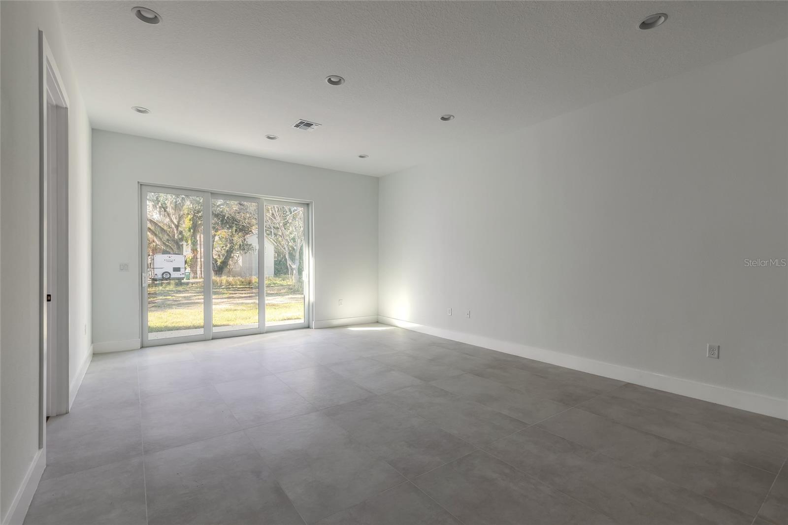 COLEE 18-17-34 - Residential Income