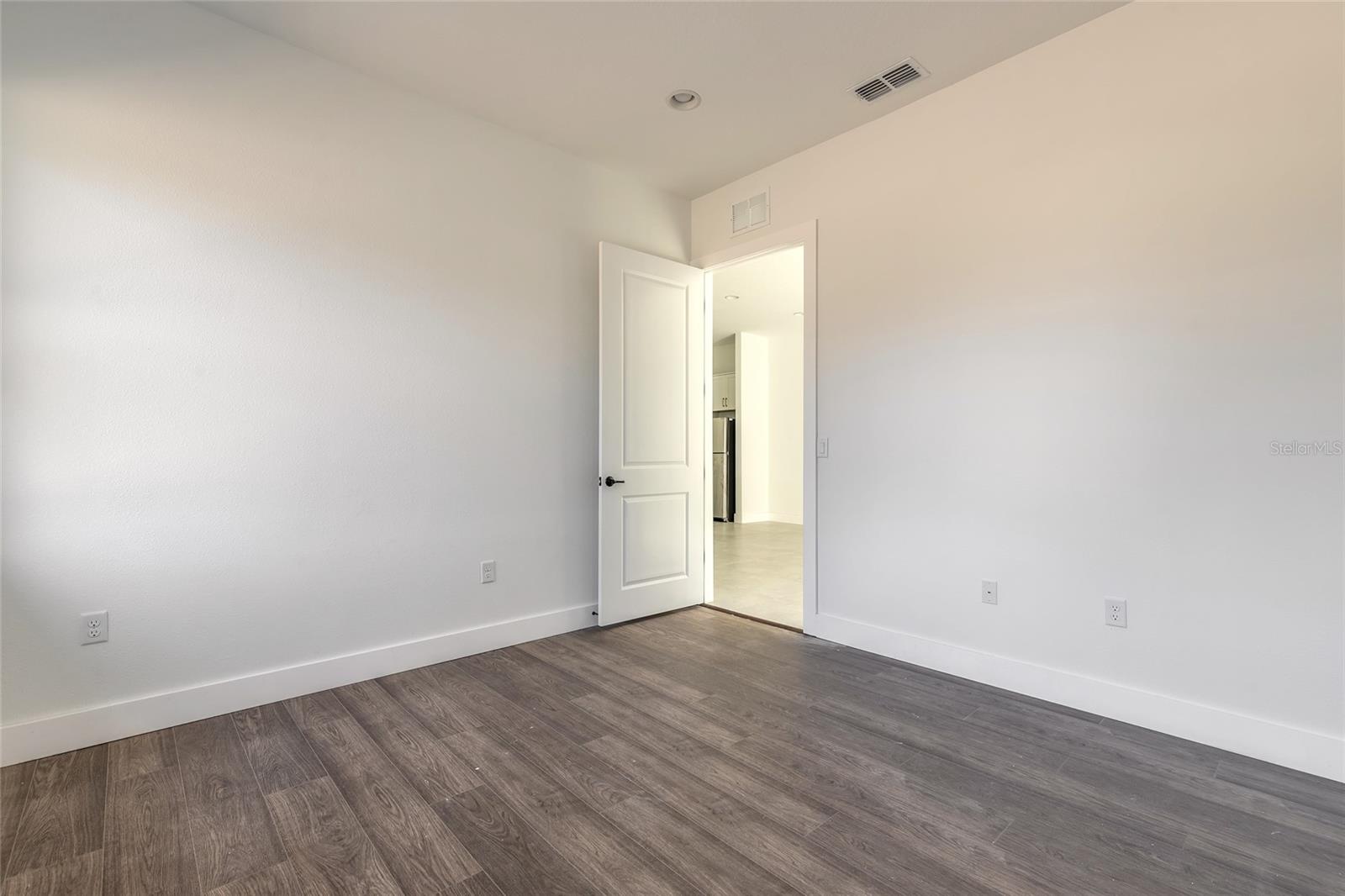 COLEE 18-17-34 - Residential Income