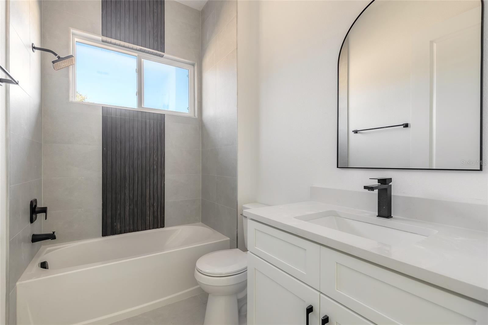 COLEE 18-17-34 - Residential Income