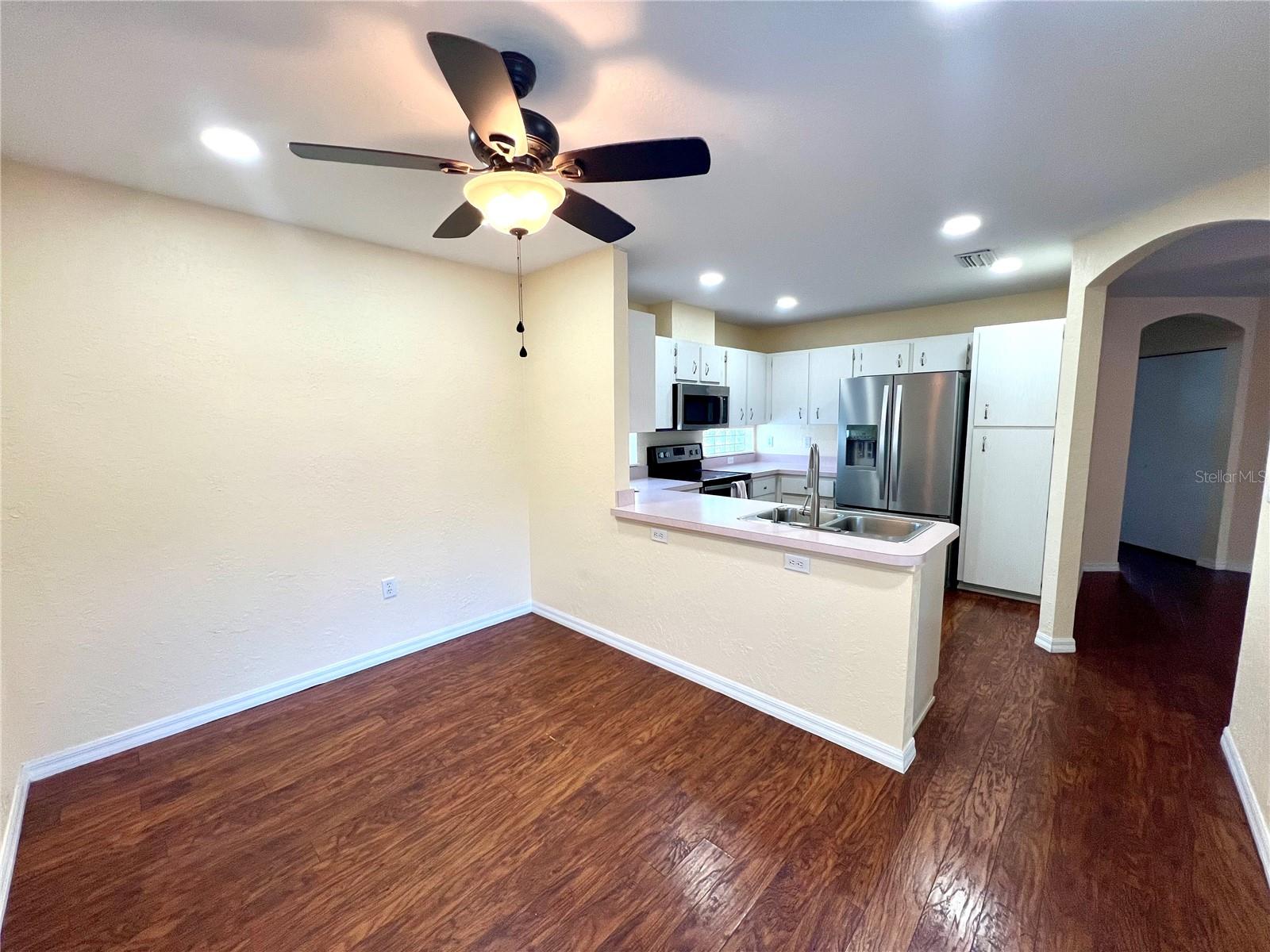 OAK RUN HILLSIDE - Residential Lease