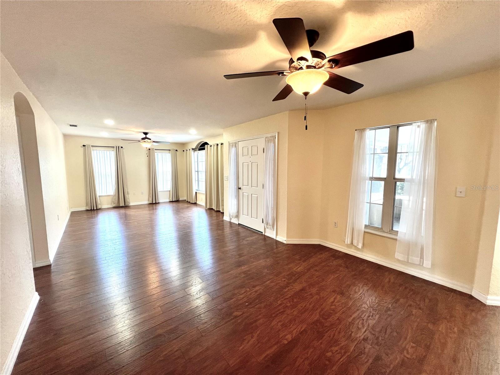 OAK RUN HILLSIDE - Residential Lease