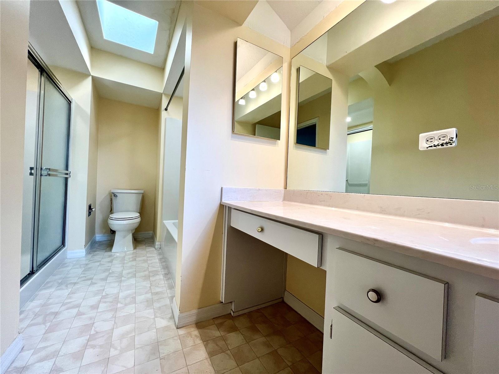 OAK RUN HILLSIDE - Residential Lease