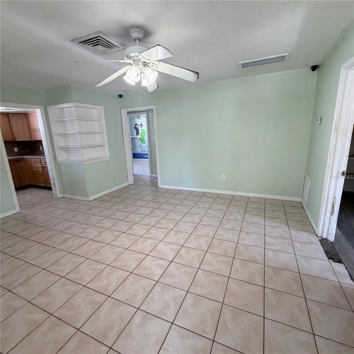 2171 ORCHID STREET