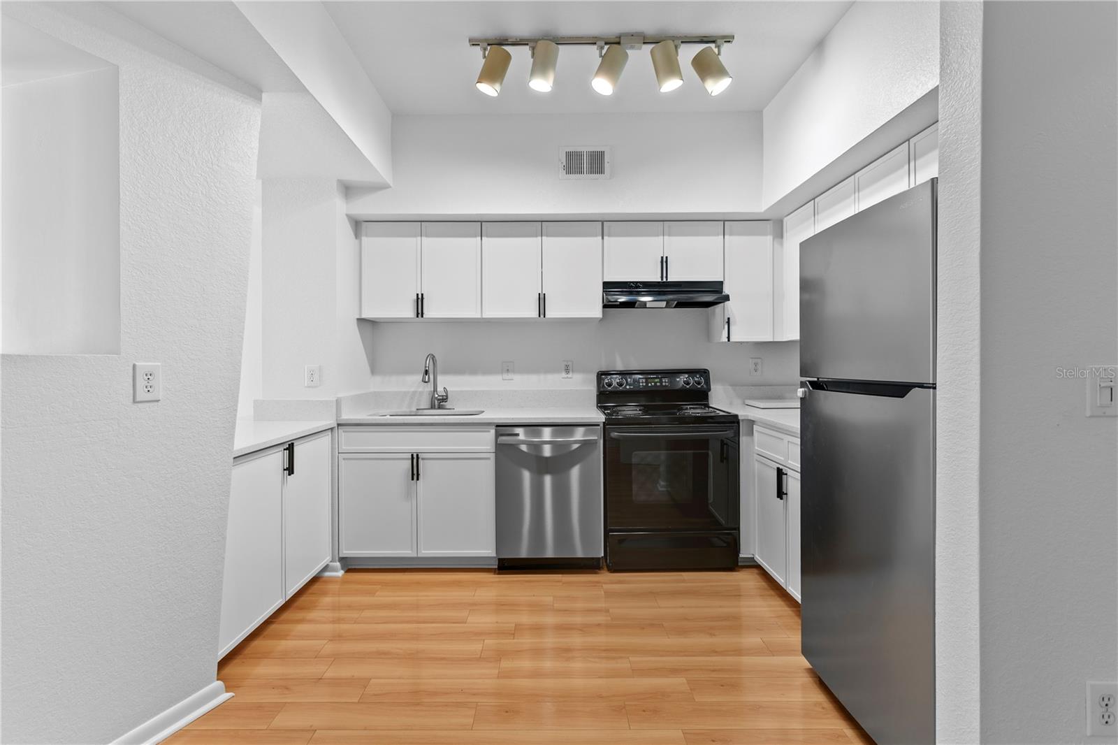 THE MADISON AT SOHO II CONDO - Residential