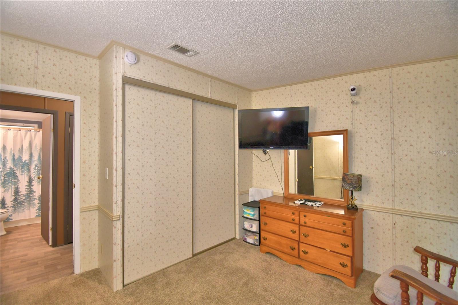 LAKE MARIANA ACRES - Residential