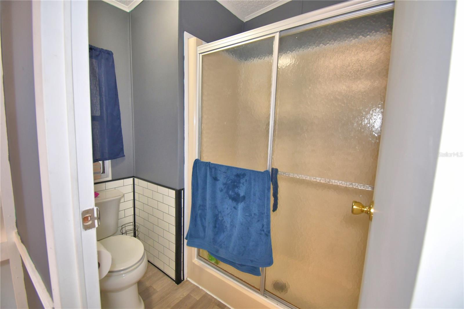 LAKE MARIANA ACRES - Residential