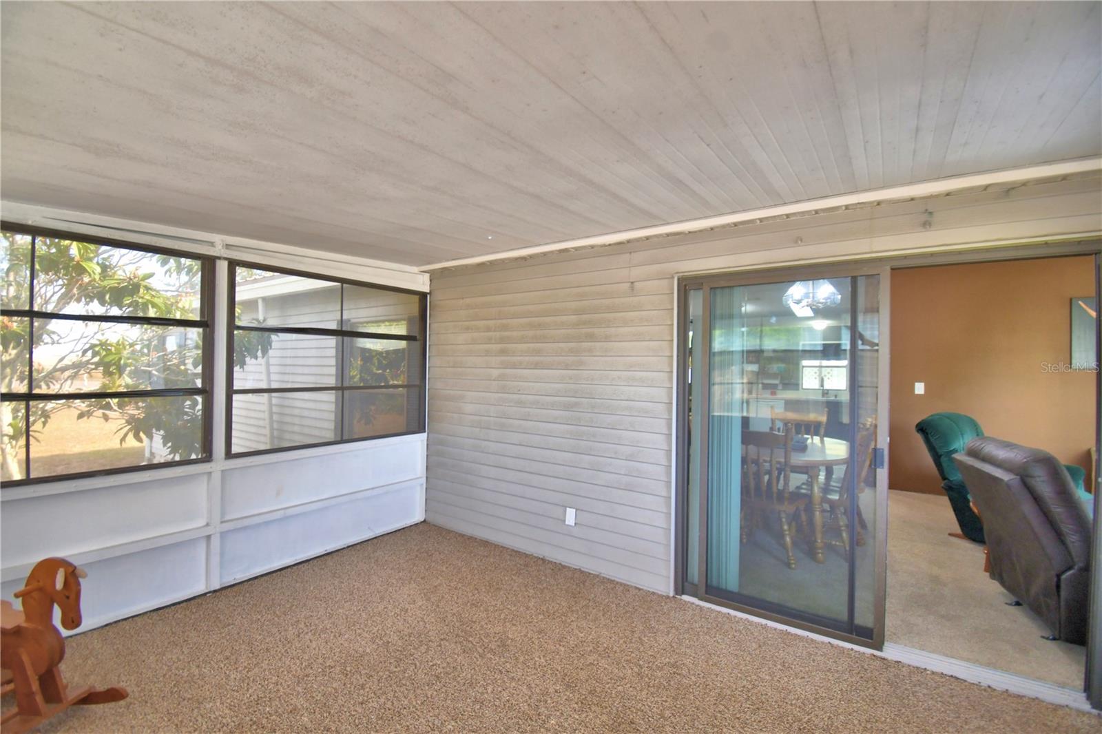 LAKE MARIANA ACRES - Residential