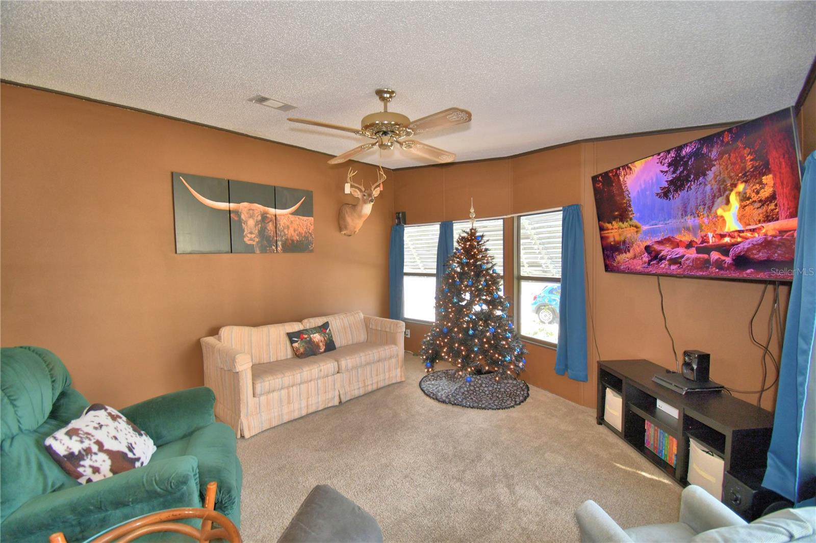 LAKE MARIANA ACRES - Residential