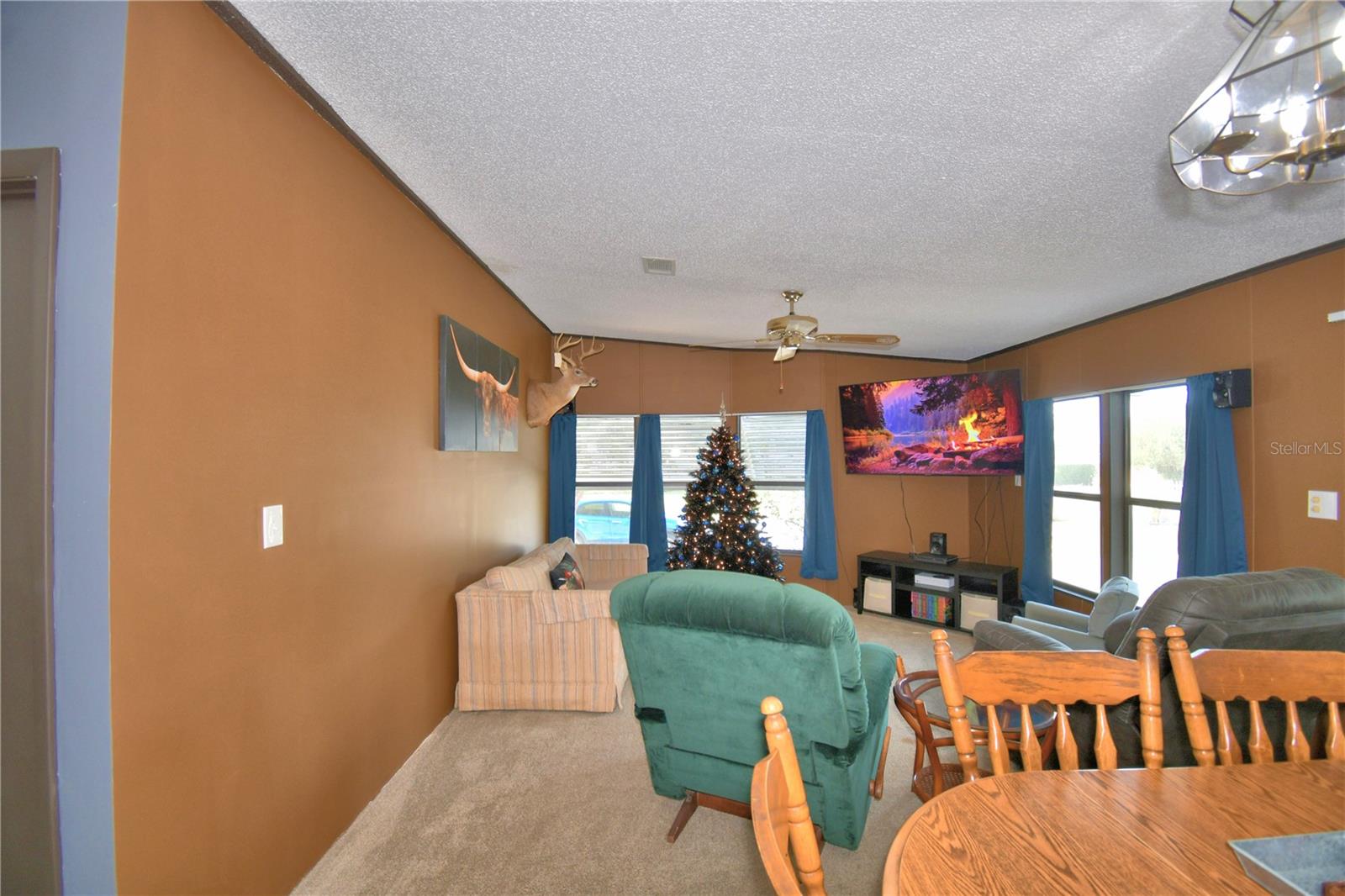 LAKE MARIANA ACRES - Residential