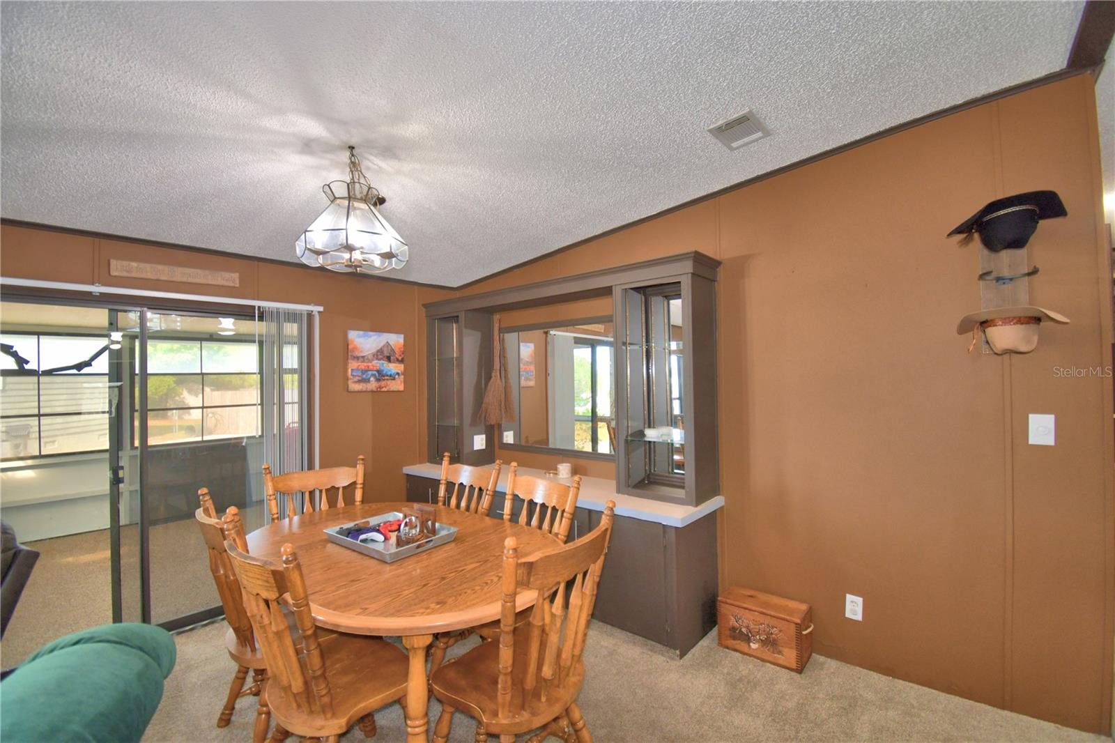 LAKE MARIANA ACRES - Residential