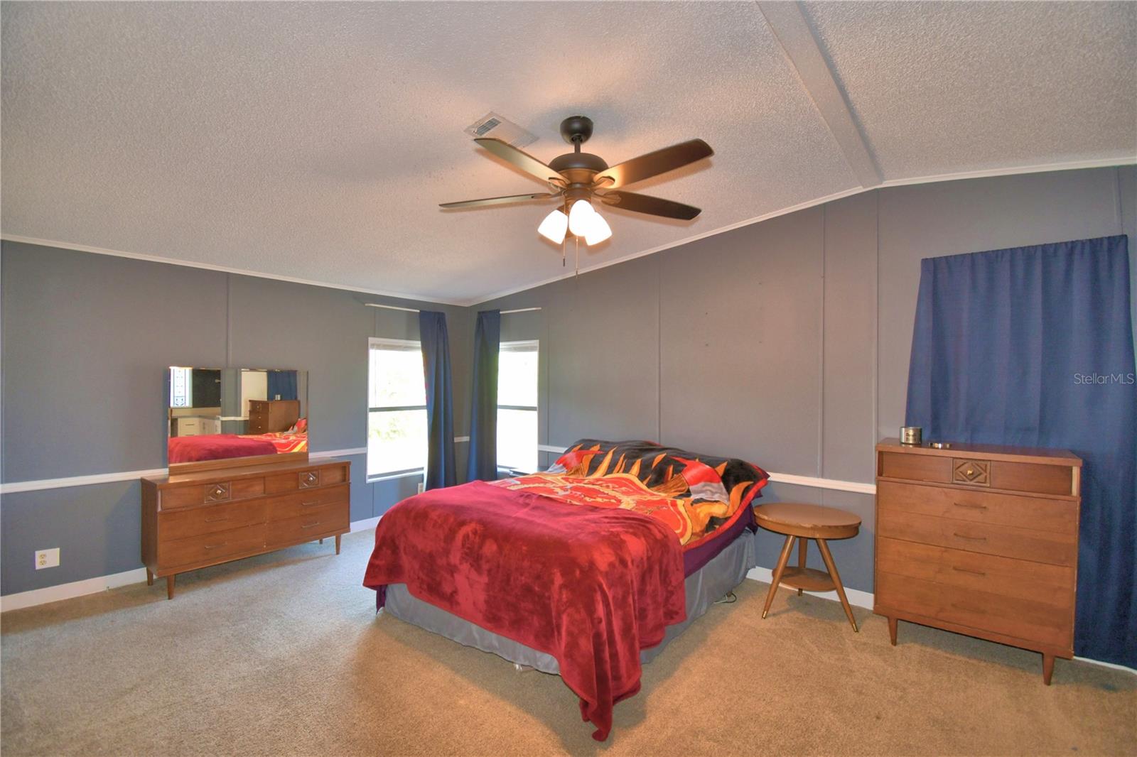 LAKE MARIANA ACRES - Residential