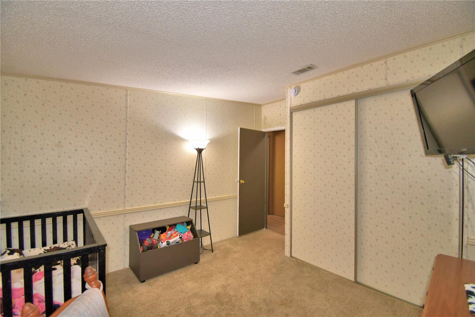 LAKE MARIANA ACRES - Residential