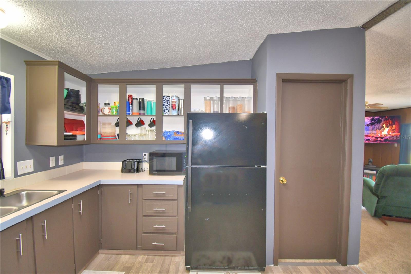 LAKE MARIANA ACRES - Residential