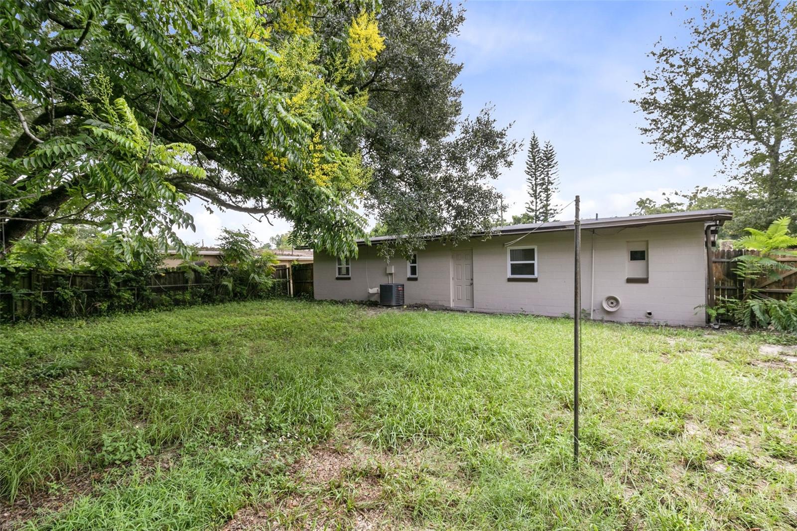 BARBARA TERRACE FIRST ADD - Residential