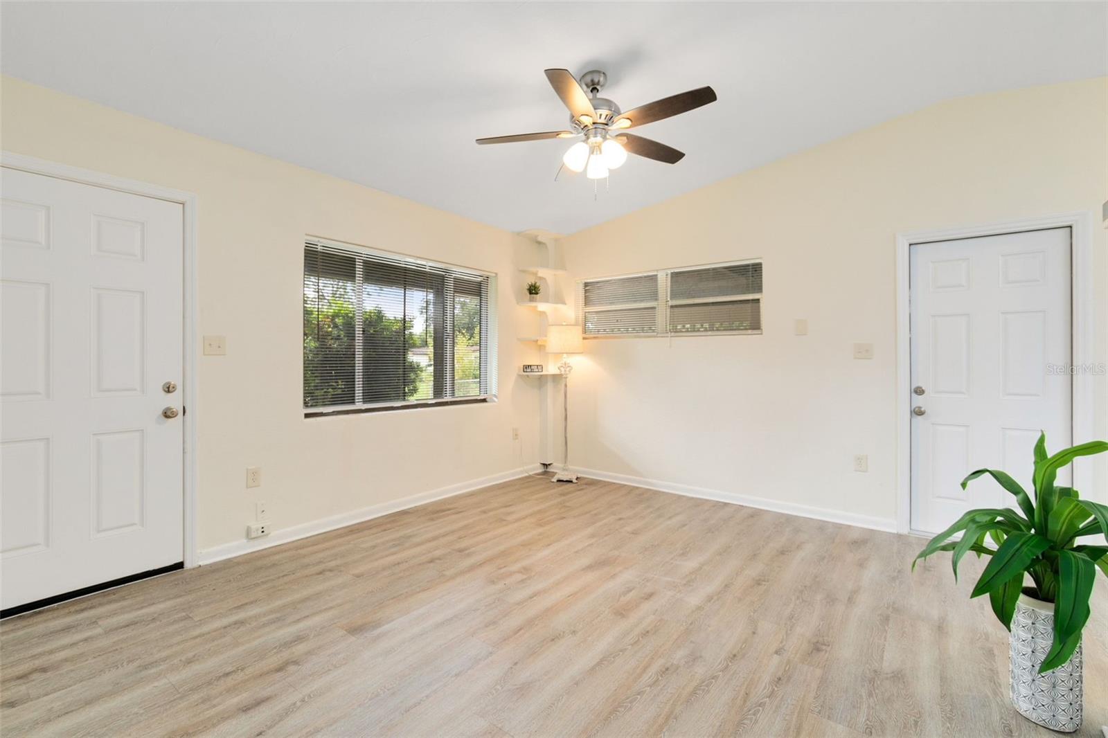 BARBARA TERRACE FIRST ADD - Residential