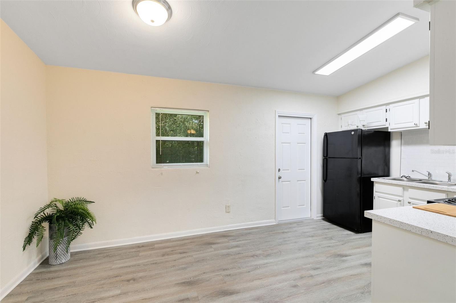 BARBARA TERRACE FIRST ADD - Residential