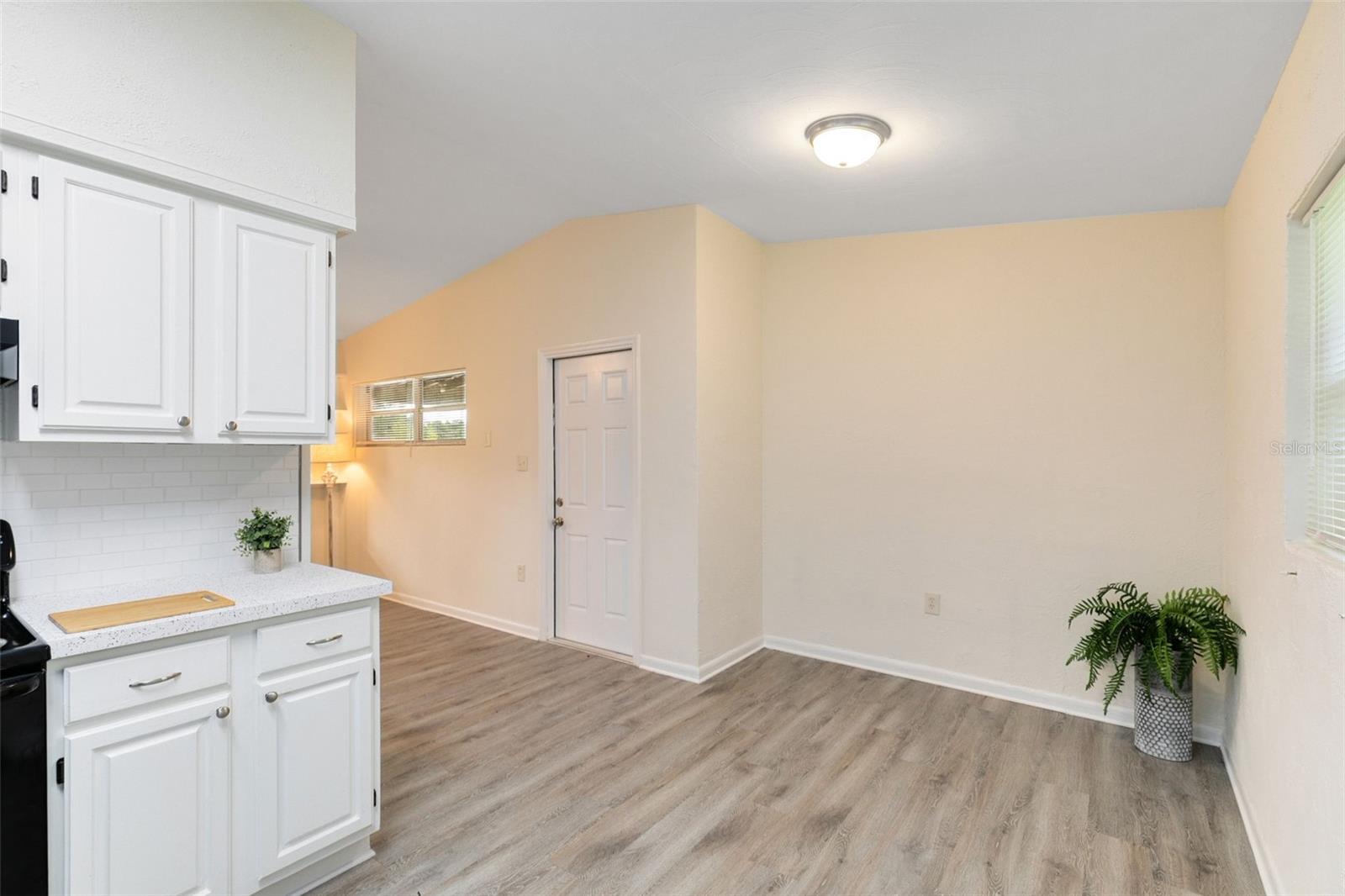 BARBARA TERRACE FIRST ADD - Residential