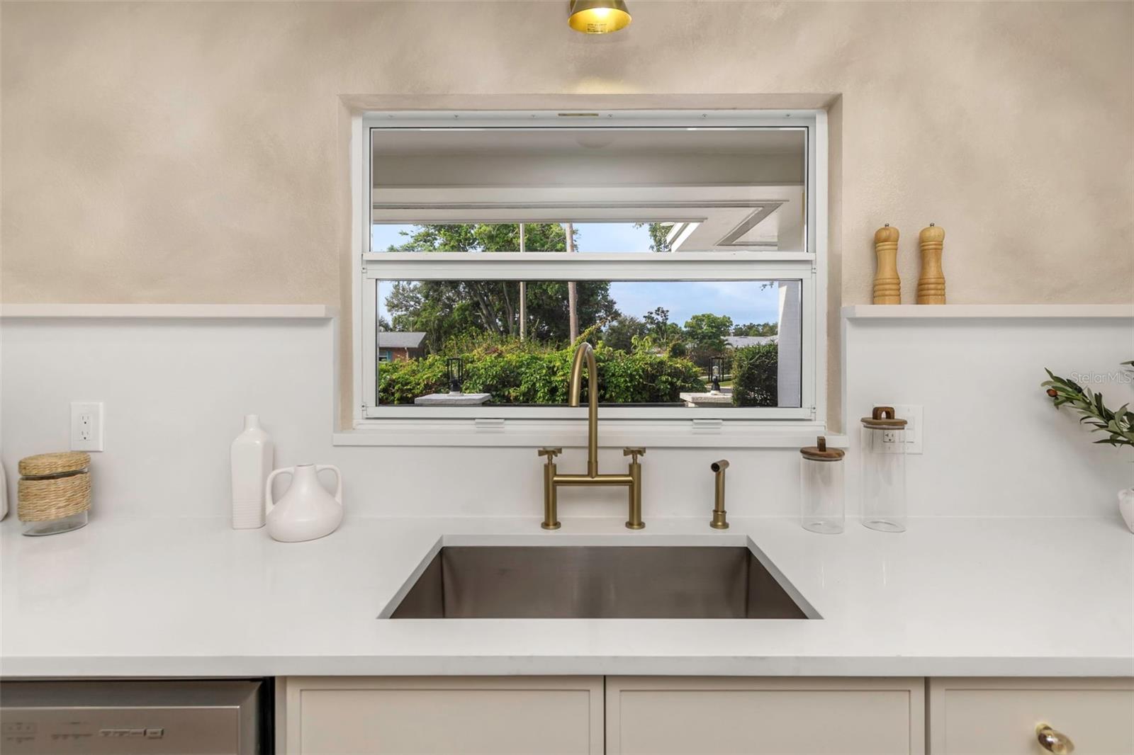 BELLEAIR HEIGHTS - Residential